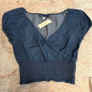 Crop denim Francesca’s top size small